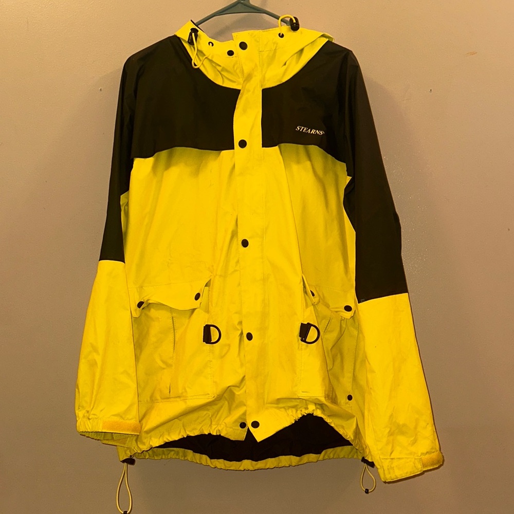 STEARNS Two-Tone Yellow and Black Hooded Rain Jacket
